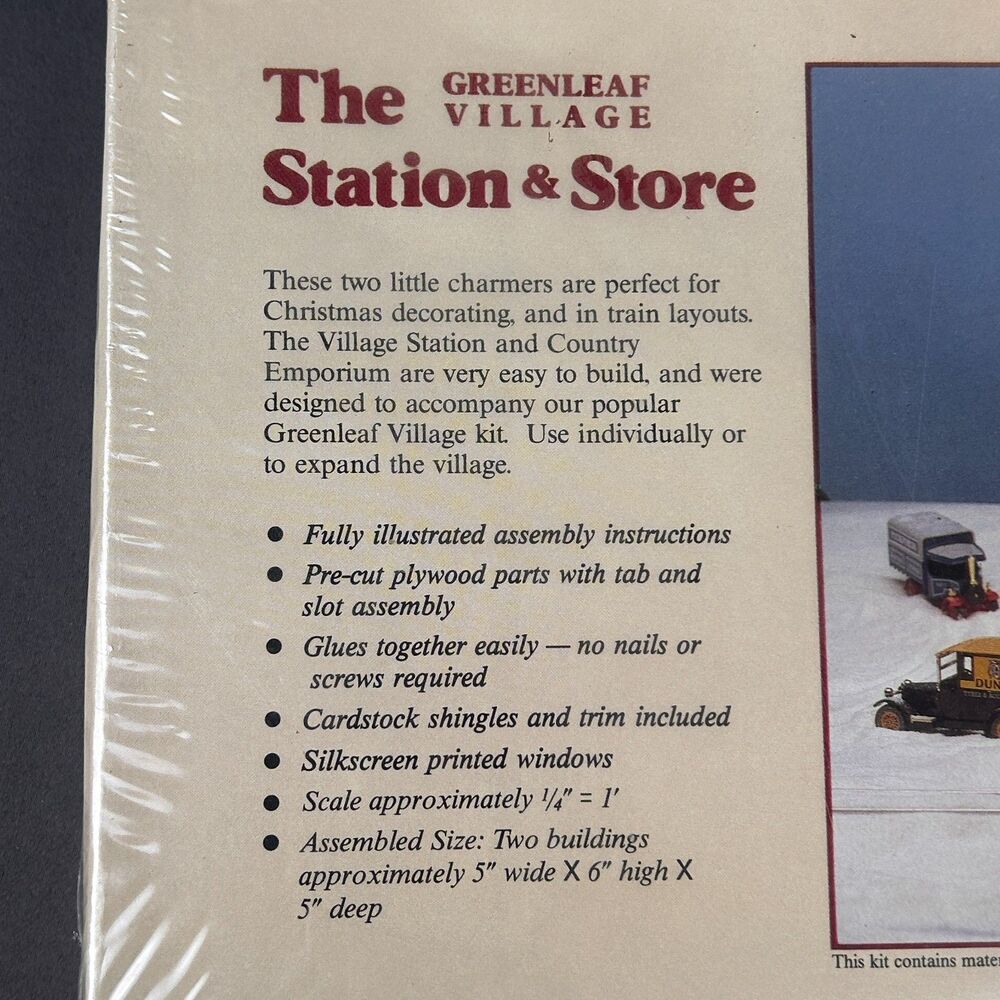 Greenleaf Village Station & Store #8025 Vintage 1987 Christmas Train Layouts - Picture 3 of 12